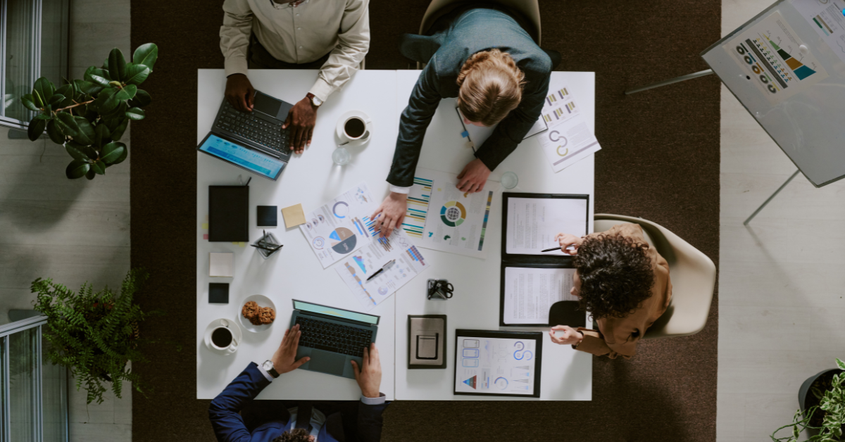 photo réunion revue projet